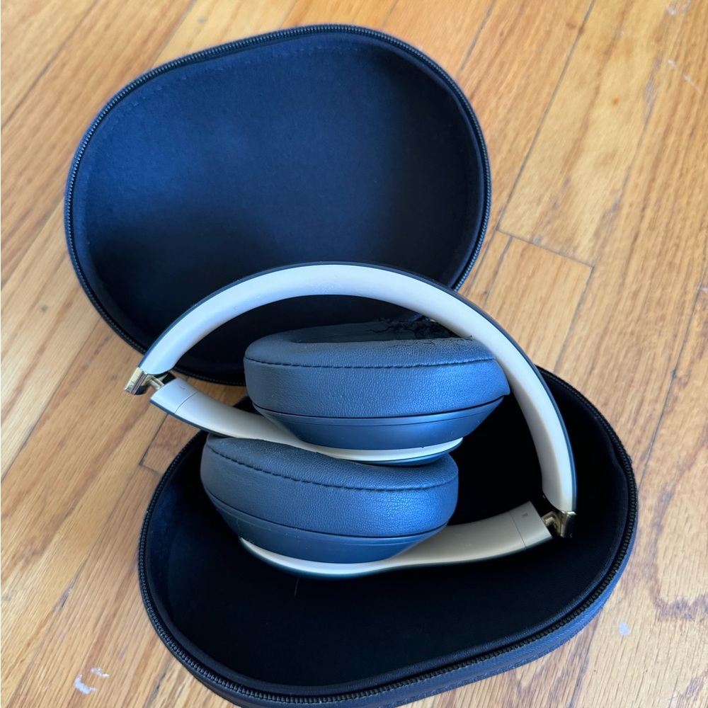 Beats By Dre Studio 3